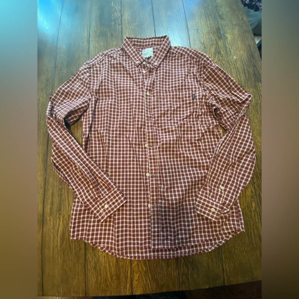 Wesc Maroon and white Long Sleeve Button Up Size XL B14